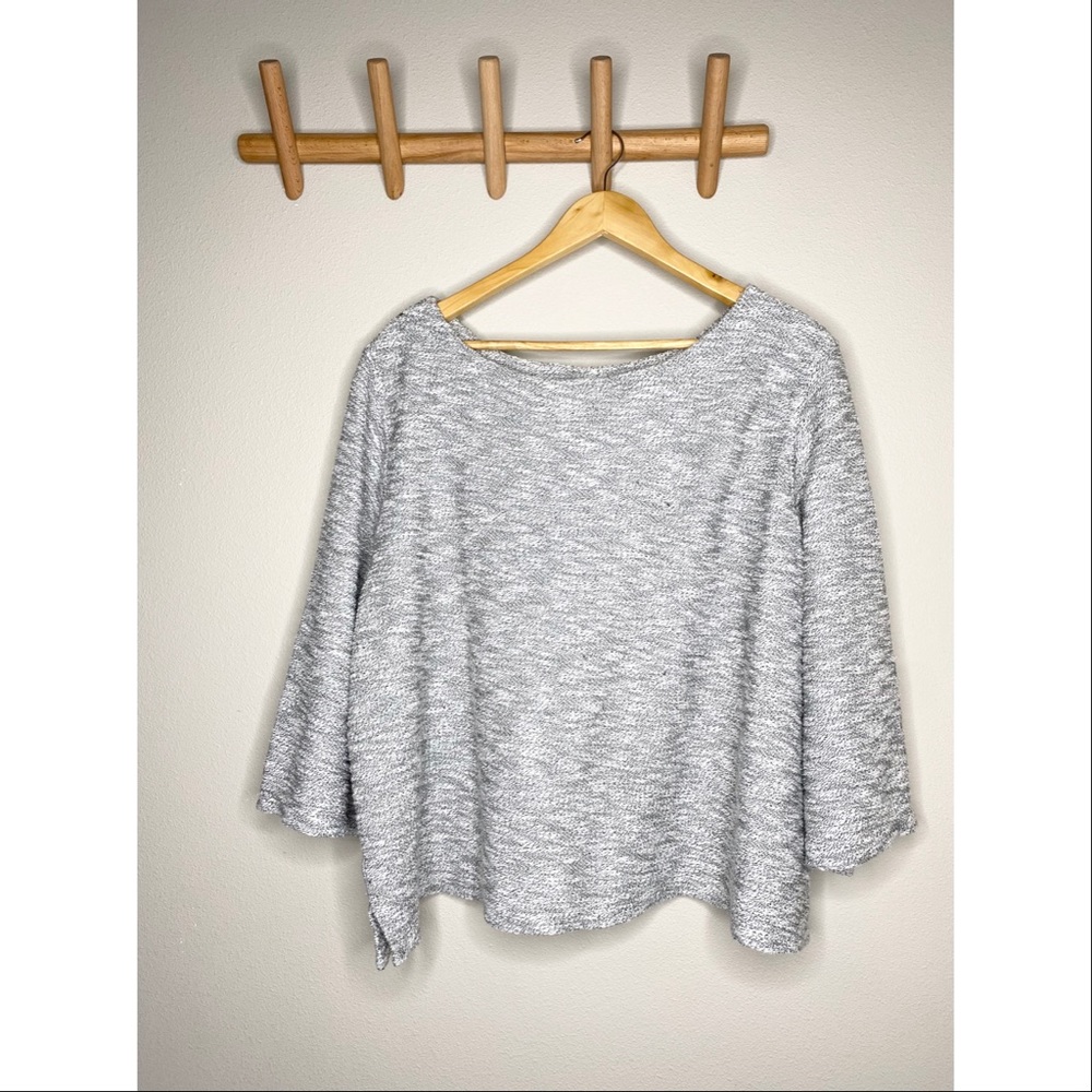 Multicolored gray wide sleeved sweater